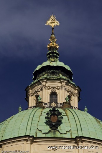 Iglesia de San Nicolás de Malá Strana (Praga)