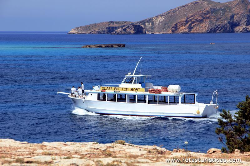 Boat trips on the coast of Ibiza